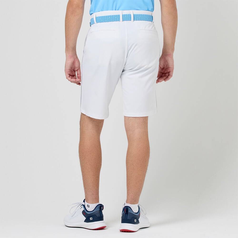 フットジョイ FootJoy　メンズ 4way ストレッチ クーリング パフォーマンス ショートパンツ FJ-S26-P08　2026年モデル ホワイト 背面着用