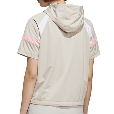 アディダス adidas　レディース ハーフジップ 半袖 フーディー ジャケット QD442　2026年モデル 別カラー 正面着用