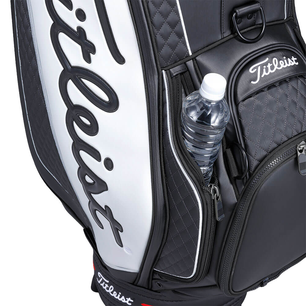タイトリスト Titleist　ツアー メンズ キャディバッグ TB26SF9A 01 ブラック×ホワイト　2026年モデル キャディバッグ 小物収納部ディテール