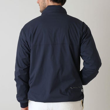 トラヴィスマシュー Travis Mathew　メンズ 裏地ジップ ジャケット 7AP016　2026年モデル 背面着用