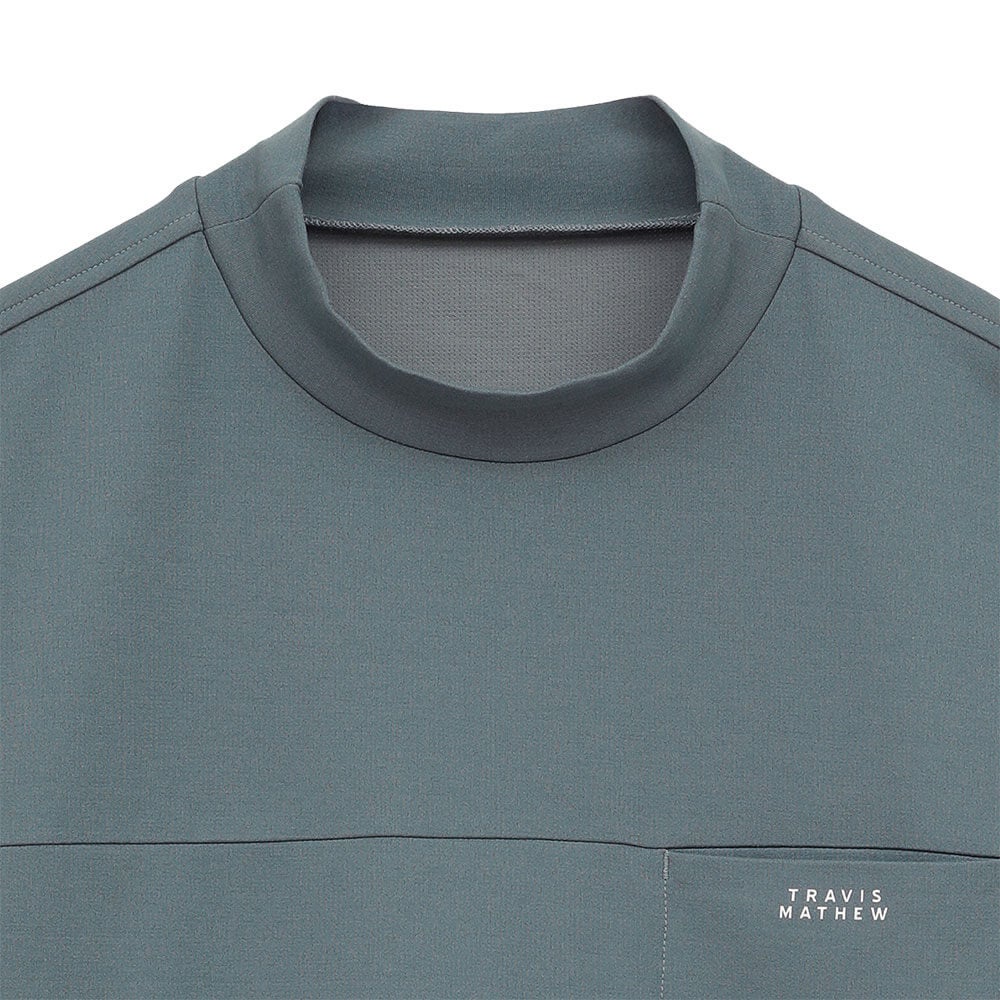 トラヴィスマシュー Travis Mathew　メンズ 長袖バックプリントモックネックシャツ 7AP020　2026年モデル 別カラー 正面着用