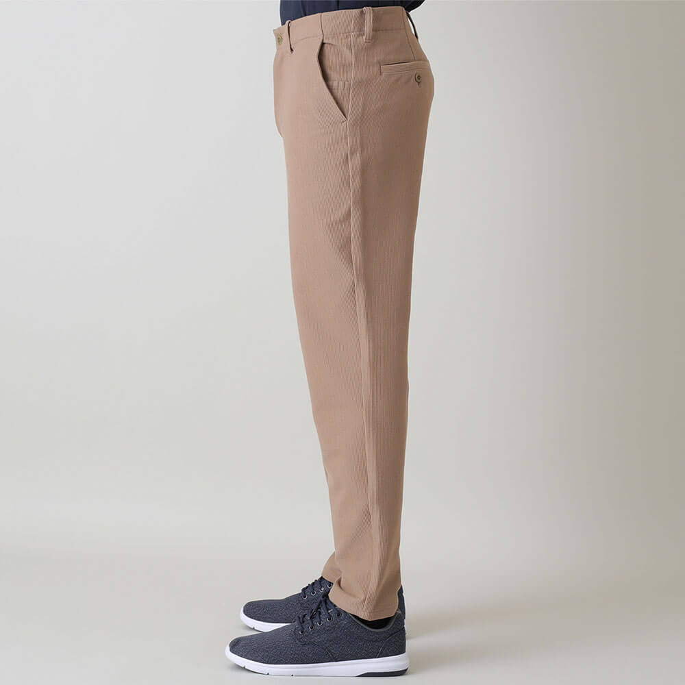 トラヴィスマシュー Travis Mathew　メンズ 2重織コーデュロイ イージーパンツ 7AP025　2026年モデル 別カラー 背面着用