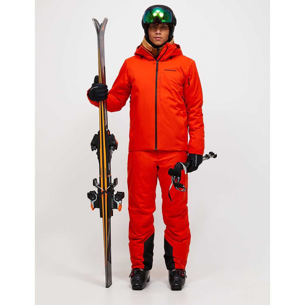 ピークパフォーマンス PEAK PERFORMANCE　スキー スノーボードウェア メンズ マルーンインシュレーテッドパンツ M Maroon Insulated Pants G80503-050 2025-2026 着用状態または生地・縫製・ポケット・ロゴ等の補足ディテールを確認できる画像（3）