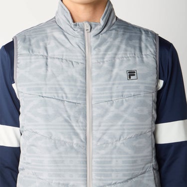 フィラ FILA　メンズ ノルディック柄 中綿 ベスト 786-240Y　2026年モデル 襟や首元周辺の仕様を確認できる画像