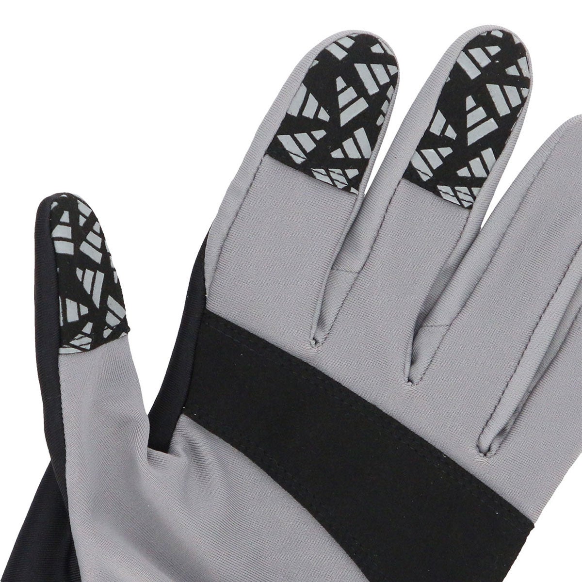 アディダス adidas　ウォームグラブ 手袋 LBG805 指先の滑り止めやグリップ部を確認できる画像