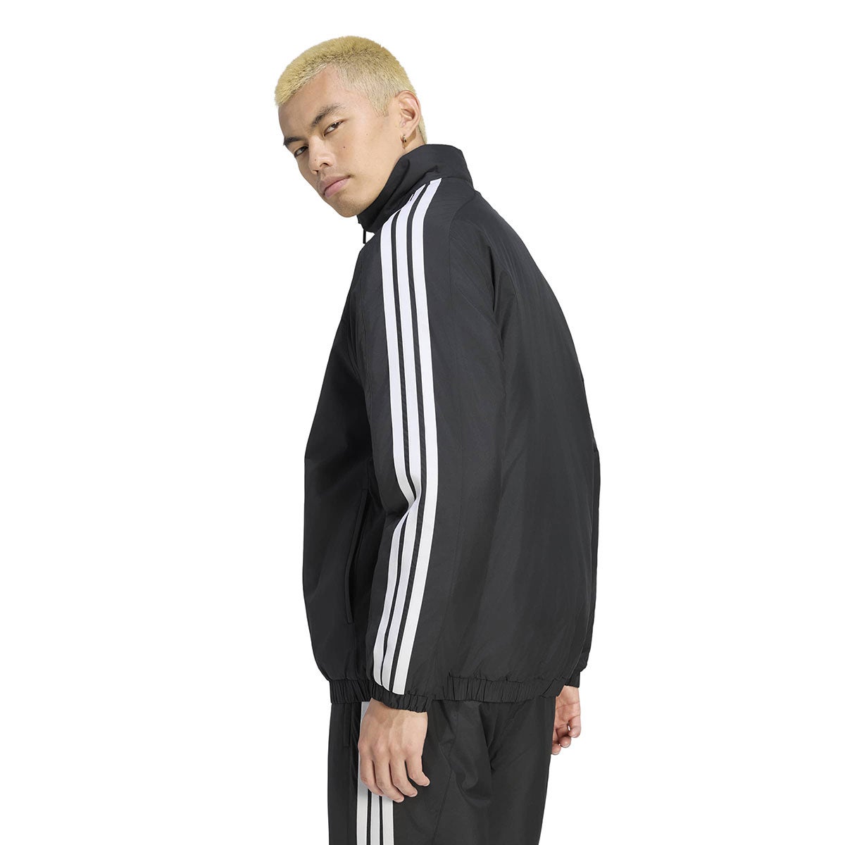 アディダス adidas　 マストハブ スリーストライプス ルーズフィット 中わた入り フルジップジャケット BZ018 2026年モデル 詳細3