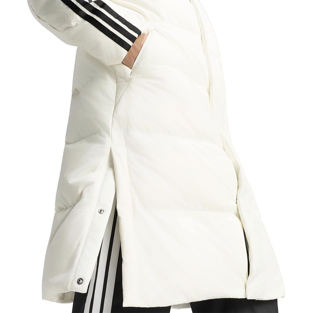 アディダス adidas　 マストハブ スリーストライプス ルーズフィット フード付き ロング ダウンコート CO452 2026年モデル 詳細11