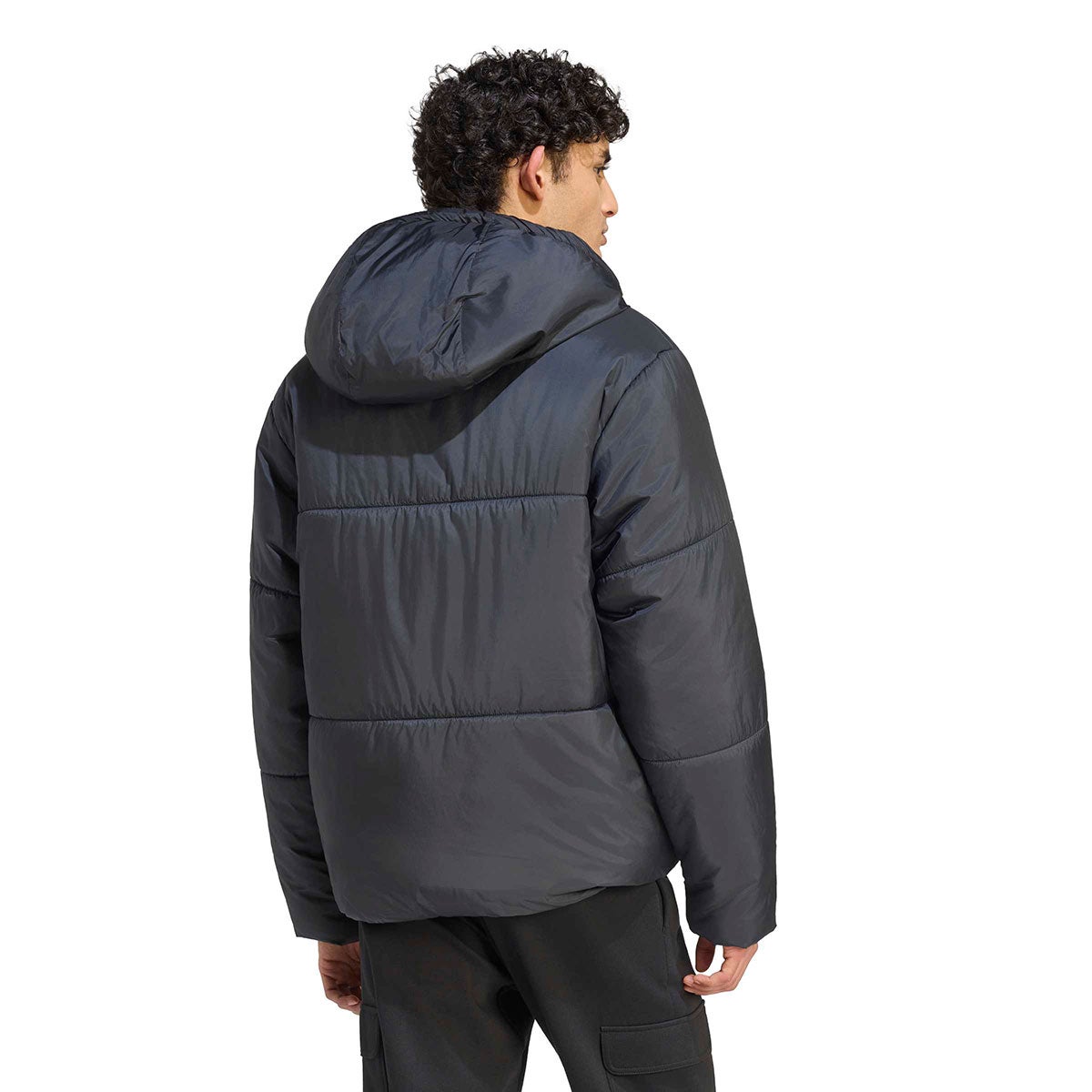 アディダス adidas　 エッセンシャルズ ハイロフト インサレーション パファージャケット QH509 2026年モデル 詳細4