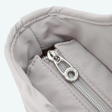 マンシングウェア Munsingwear　レディース ペンギンキルティング カートバッグ MG6FTT55L GY00 グレー　2026年モデル 詳細7