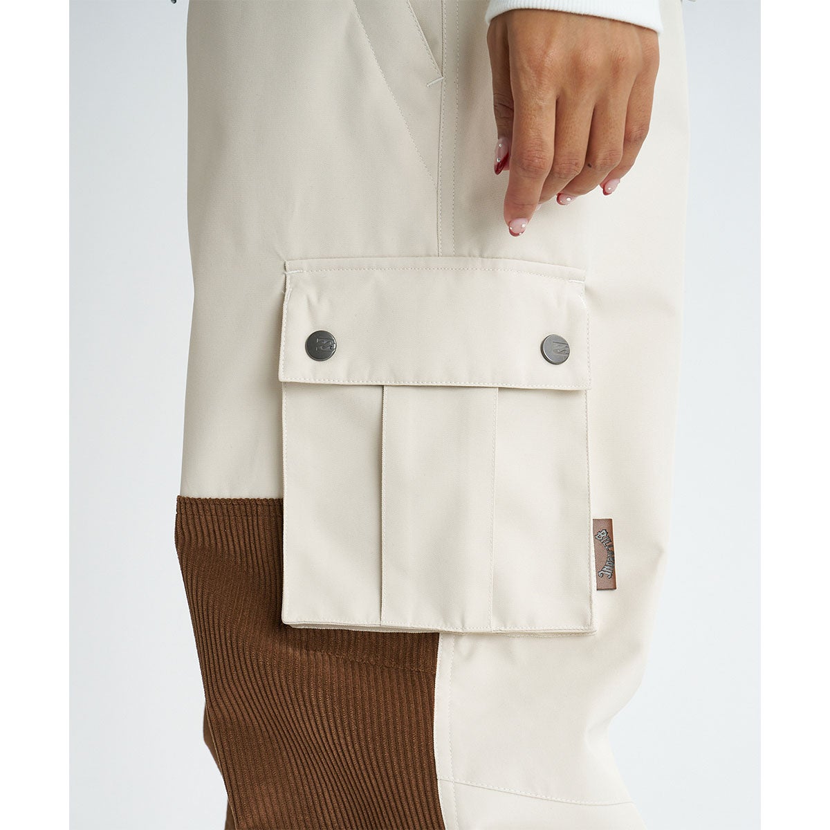 ビラボン BILLABONG スキー スノーボードウェア パンツ ウィメンズ カーゴパンツ CARGO PANT BG01L700 2026-2027 詳細4