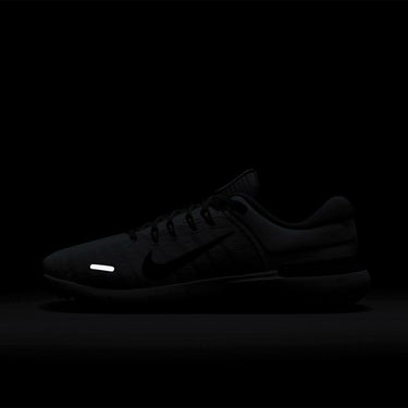 ナイキ NIKE　フリー ゴルフ スパイクレス ゴルフシューズ FQ7875 400　2024年モデル ホワイト/ロイヤルブルー 詳細3