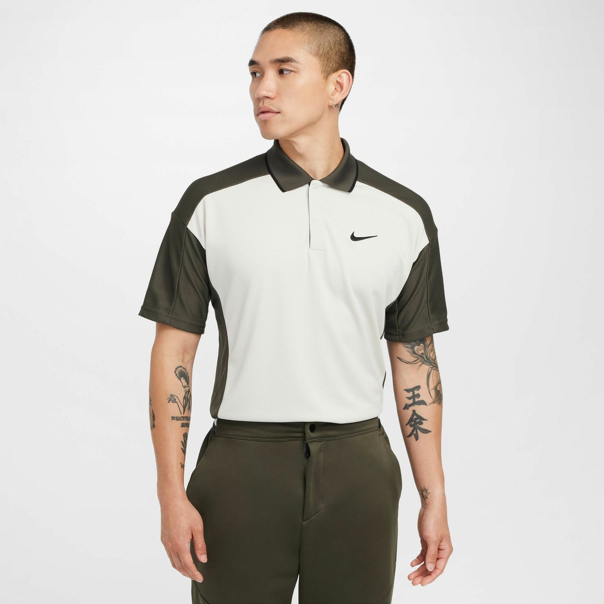 ナイキ NIKE メンズ カラーブロック 半袖 ポロシャツ FQ1151 072 ライトボーン/カーゴカーキ/ブラック/ブラック 2024年モデル