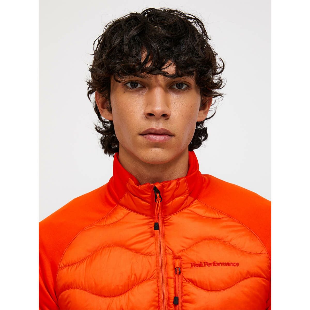 ピークパフォーマンス PEAK PERFORMANCE　スキーウェア インナーダウン メンズ ヘリウムダウンハイブリットジャケット M Helium Down Hybrid Jacket G79843 2024-2025 詳細5