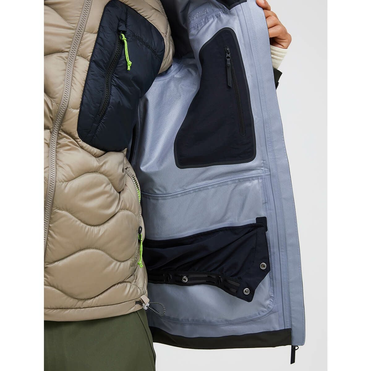 ピークパフォーマンス PEAK PERFORMANCE スキー スノーボードウェア