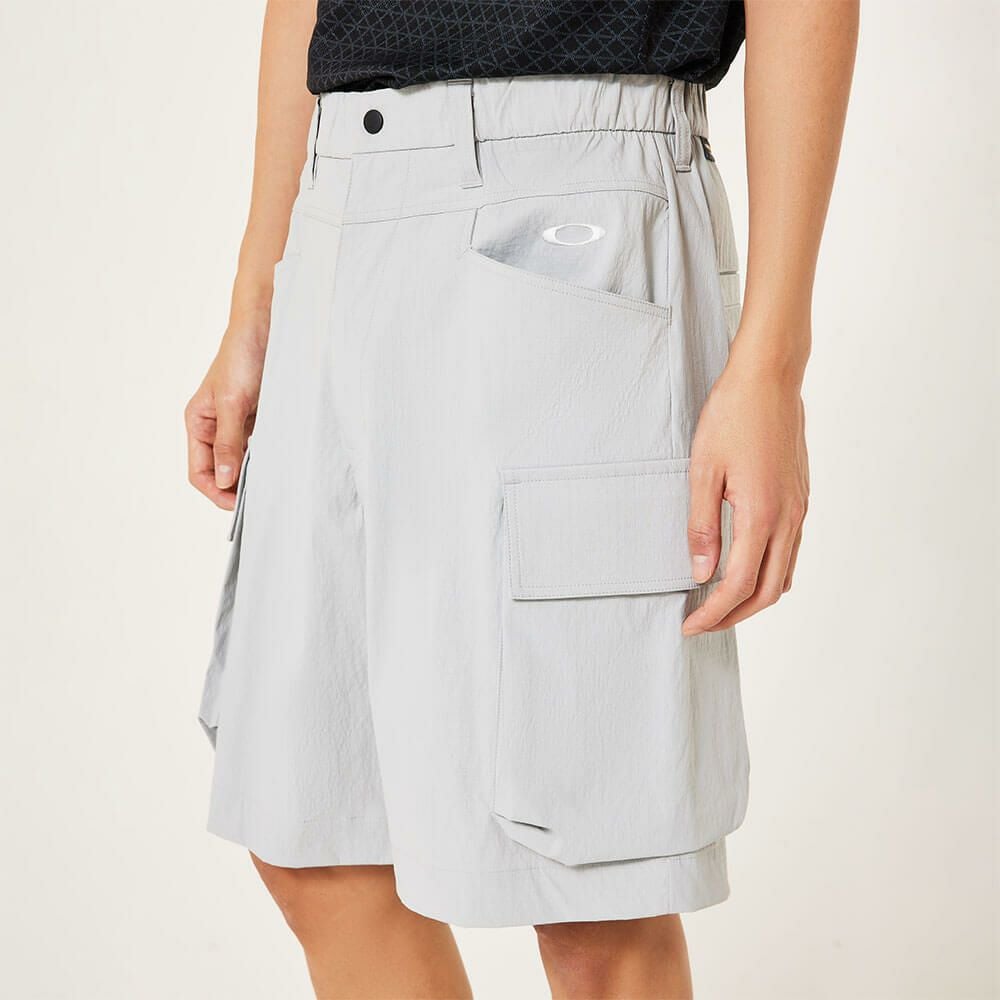 オークリー OAKLEY　メンズ 撥水 ワイド ショートパンツ FOA407611　2025年モデル 詳細5