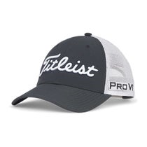 タイトリスト Titleist メンズ ツアーパフォーマンス メッシュ キャップ TH25ATPMA 0c1 チャコール×ホワイト 2025年モデル 帽子 斜め前方