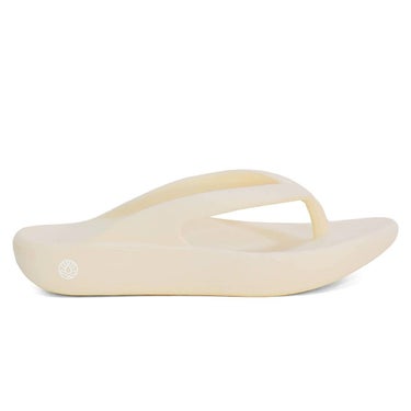 フリーウォータース FREE WATERS　Cloud9 Ultra Bliss クラウドナイン ウルトラ ブリース BONE　ビーチサンダル 2025