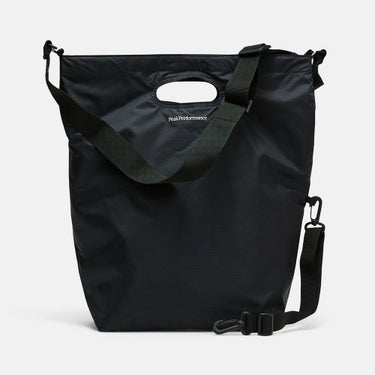 ピークパフォーマンス PEAK PERFORMANCE　Street Shopper ストリートショッパー BLACK　バッグ 2025 詳細1