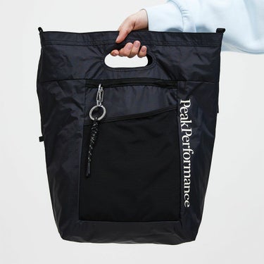 ピークパフォーマンス PEAK PERFORMANCE　Street Shopper ストリートショッパー BLACK　バッグ 2025 詳細3