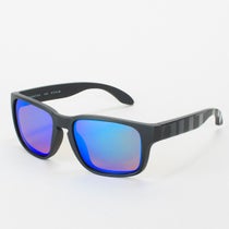 アウトオブ OUT OF　SWORDFISH ソードフィッシュ BLACK glossy/matt　偏光・調光レンズ THE ONE GELO　サングラス 2024-2025