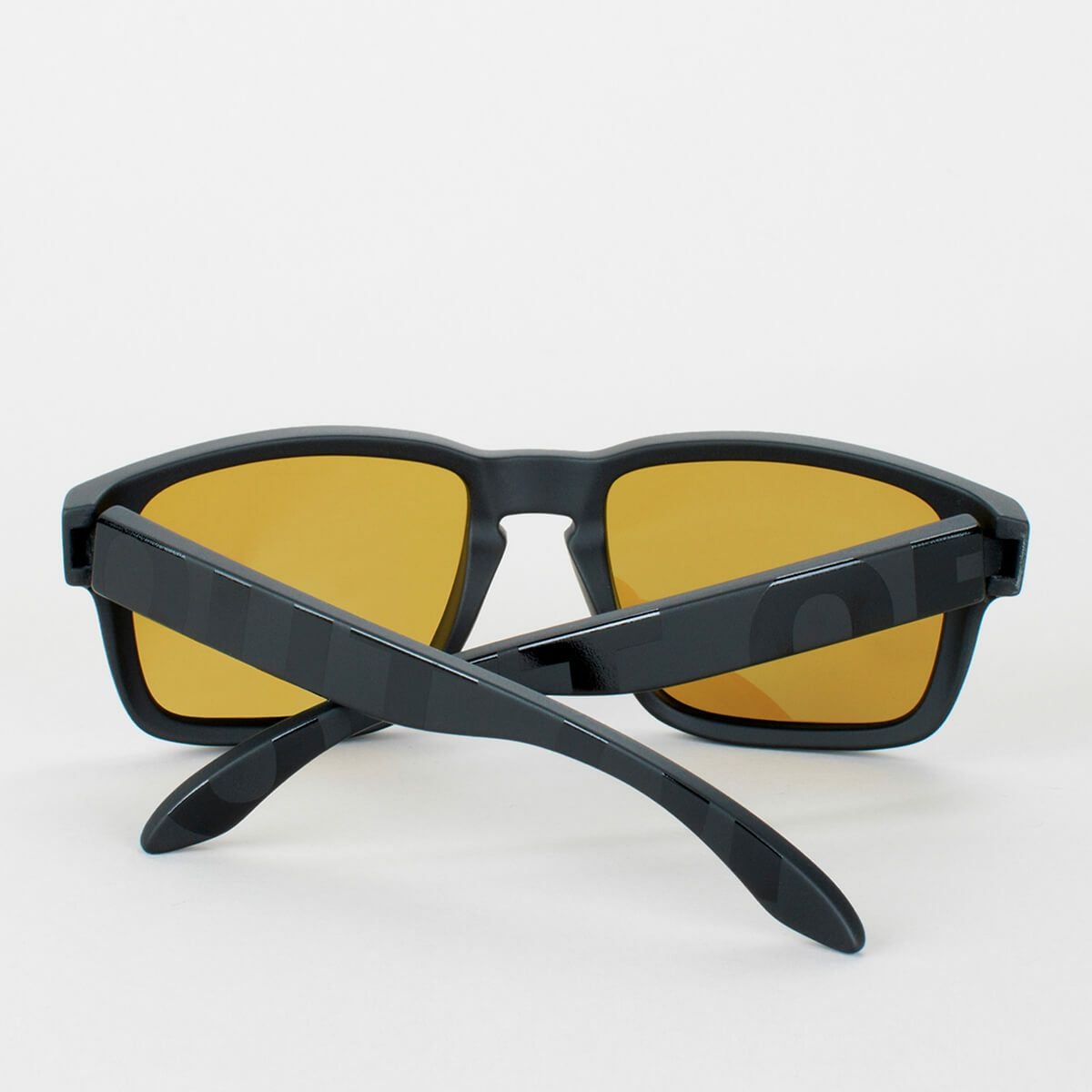 アウトオブ OUT OF　SWORDFISH ソードフィッシュ BLACK glossy/matt　偏光・調光レンズ THE ONE GELO　サングラス 2024-2025 詳細3