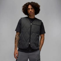 JORDAN ジョーダン　メンズ Therma-FIT ゴルフ ベスト HQ8679 010 ブラック/ダークシャドウ　2025年モデル ブラック/ダークシャドウ
