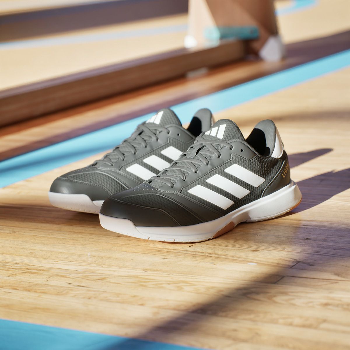 アディダス adidas　メンズ ハンドボール・ドッジボール シューズ LIGRA 8  インドア / LIGRA 8 INDOOR コアブラック/フットウェアホワイト/フットウェアホワイト IH0526  詳細12