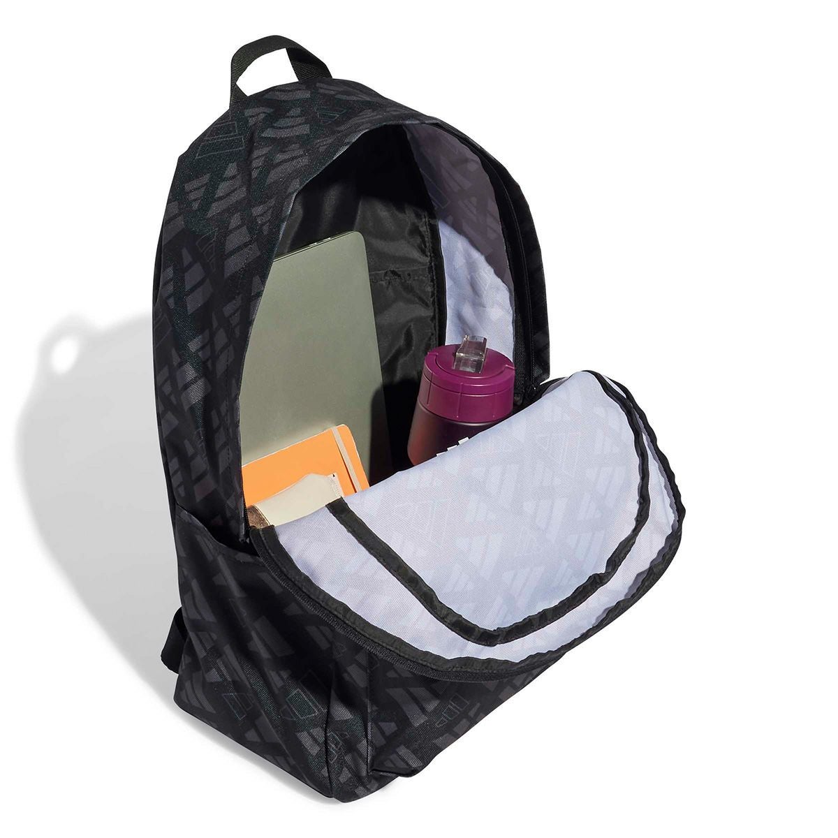 アディダス adidas　 マルチスポーツ バックパック クラシック モノグラム グラフィック バックパック ブラック/グレーシックス/ホワイト JVJ81 JX1257 詳細4