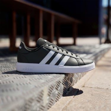 アディダス adidas　ユニセックス マルチスポーツ シャワーサンダル アディレッタ シャワー サンダル / Adilette Shower Slides コアブラック/コアブラック/コアブラック GZ3772  詳細9