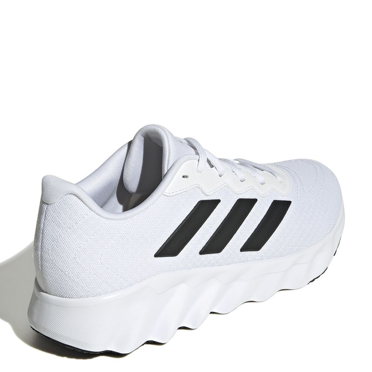 アディダス adidas　ユニセックス カジュアル ランニングシューズ スイッチムーブランニング / SWITCH MOVE RUNNING フットウェアホワイト/コアブラック/ヘイローシルバー ID5252  詳細6