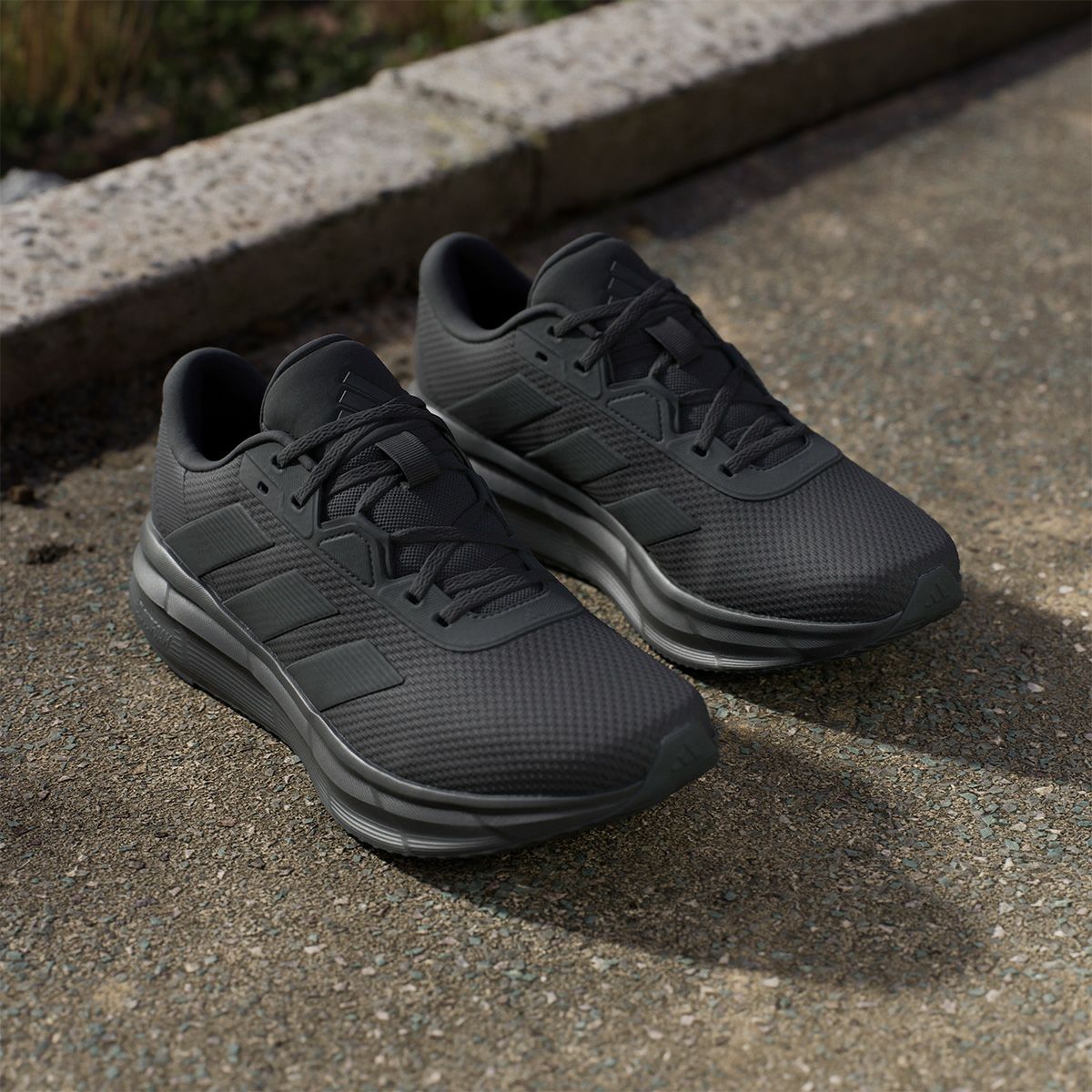 アディダス adidas　メンズ カジュアル シューズ GLX 7  ランニング / GLX 7 RUNNING コアブラック/コアブラック/コアブラック ID8757  詳細12