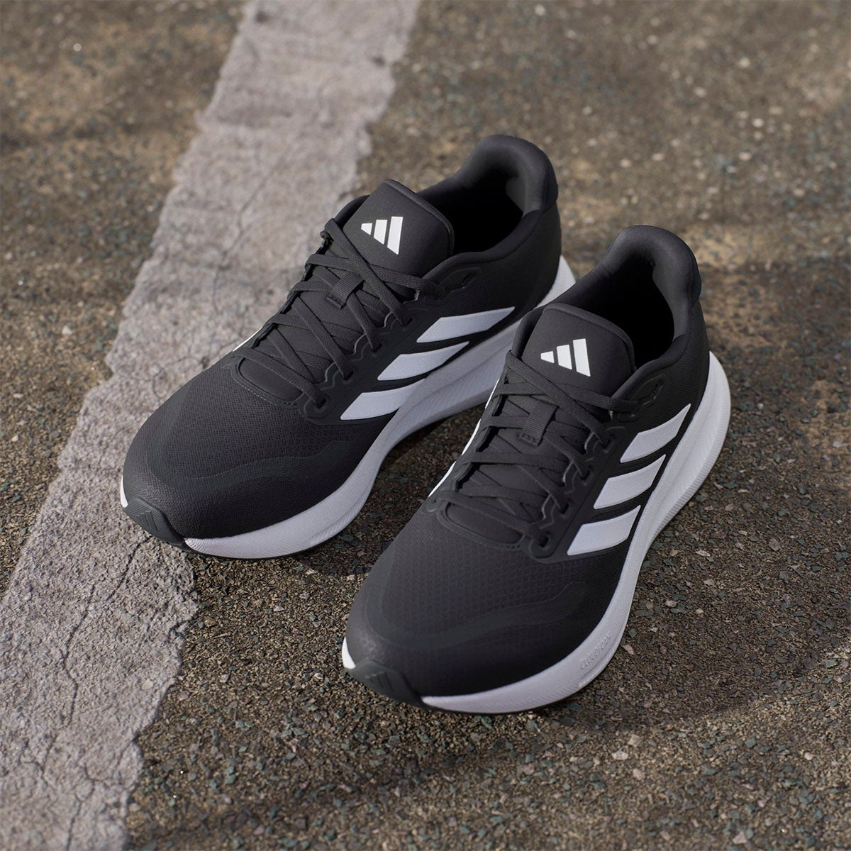 アディダス adidas　メンズ カジュアル シューズ RUNFALCON 5 M コアブラック/フットウェアホワイト/コアブラック IH7758  詳細11