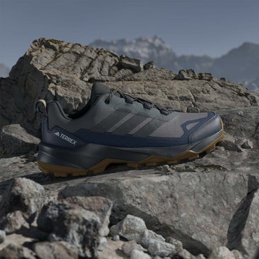アディダス adidas　メンズ アウトドア ランニングシューズ テレックス スカイチェイサー AX5 GORE-TEX ハイキング / Terrex Skychaser AX5 GORE-TEX Hiking Shoes グレーフォー/カーボン/シャドーネイビー JQ2211  詳細9