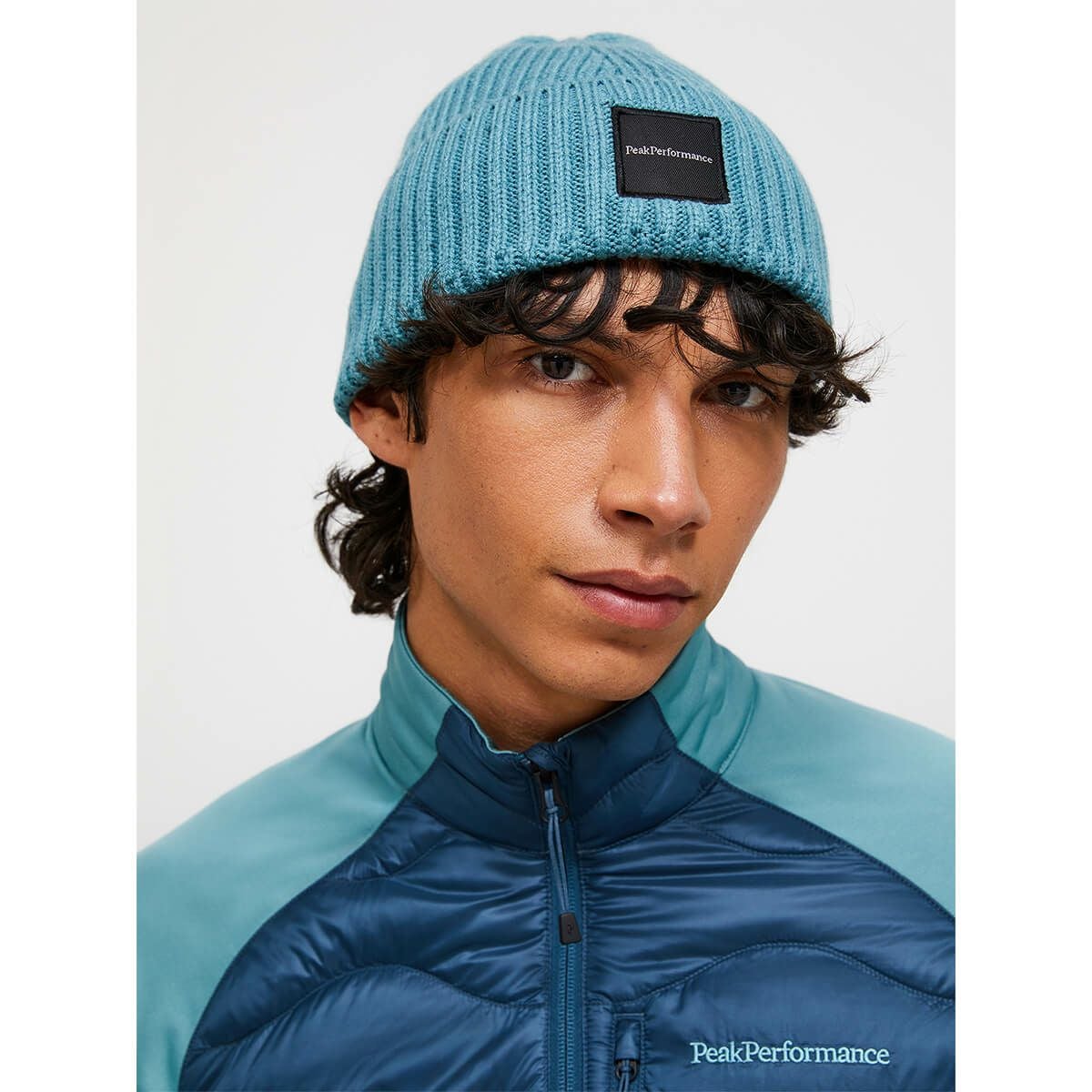 ピークパフォーマンス PEAK PERFORMANCE ビーニー コーニスハット Cornice Hat G77789 2025-2026