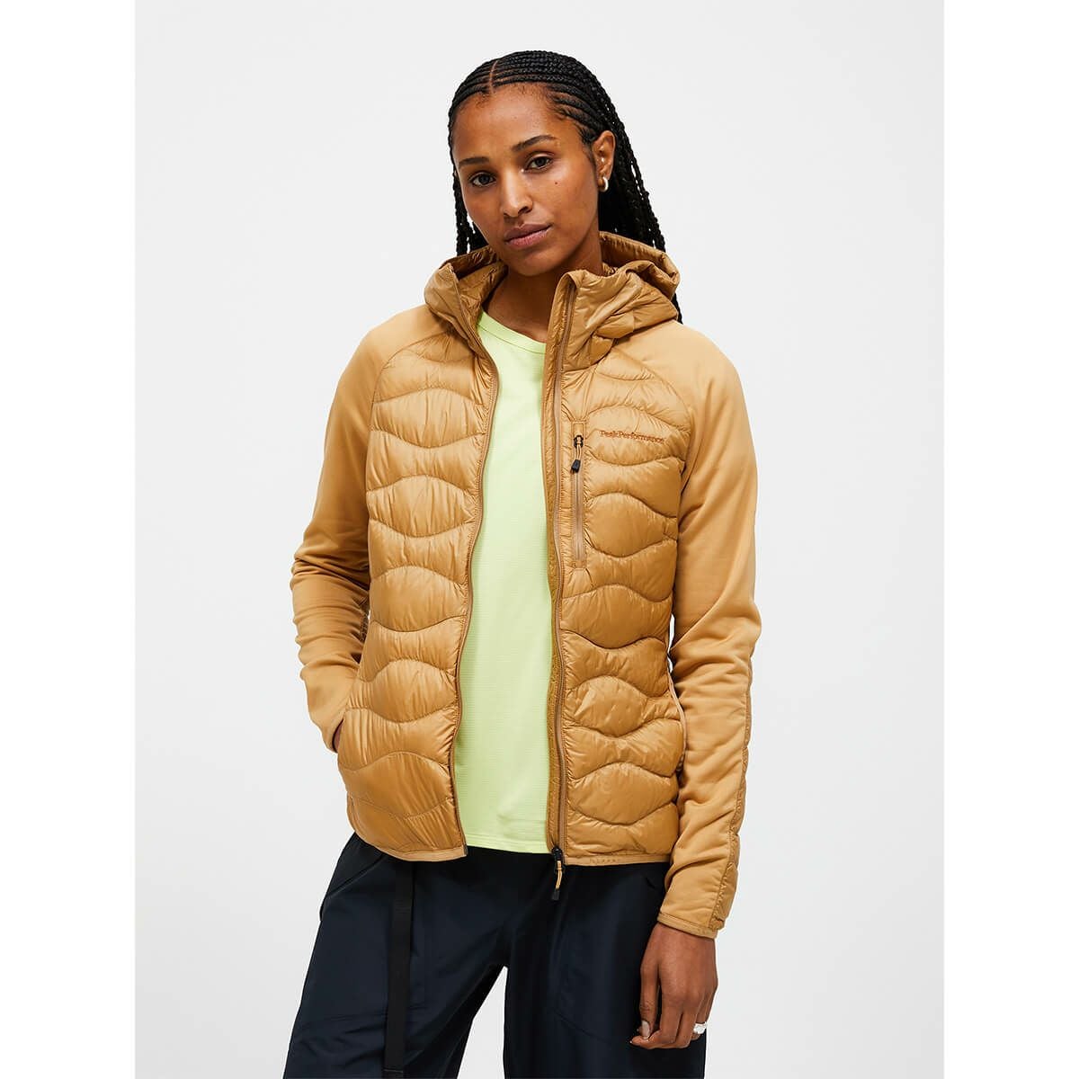 ピークパフォーマンス PEAK PERFORMANCE　スキーウェア インナー ウーマンズヘリウムダウンハイブリットフーディー W Helium Down Hybrid Hood G79840 2025-2026 詳細14