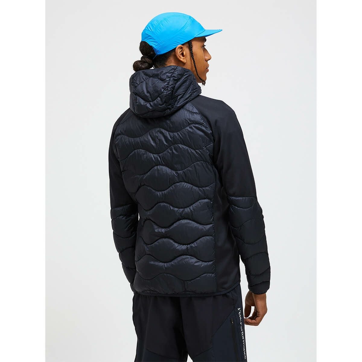 ピークパフォーマンス PEAK PERFORMANCE　スキーウェア インナー メンズヘリウムダウンハイブリットフーディー M Helium Down Hybrid Hood G79844 2025-2026 BLACK  詳細5