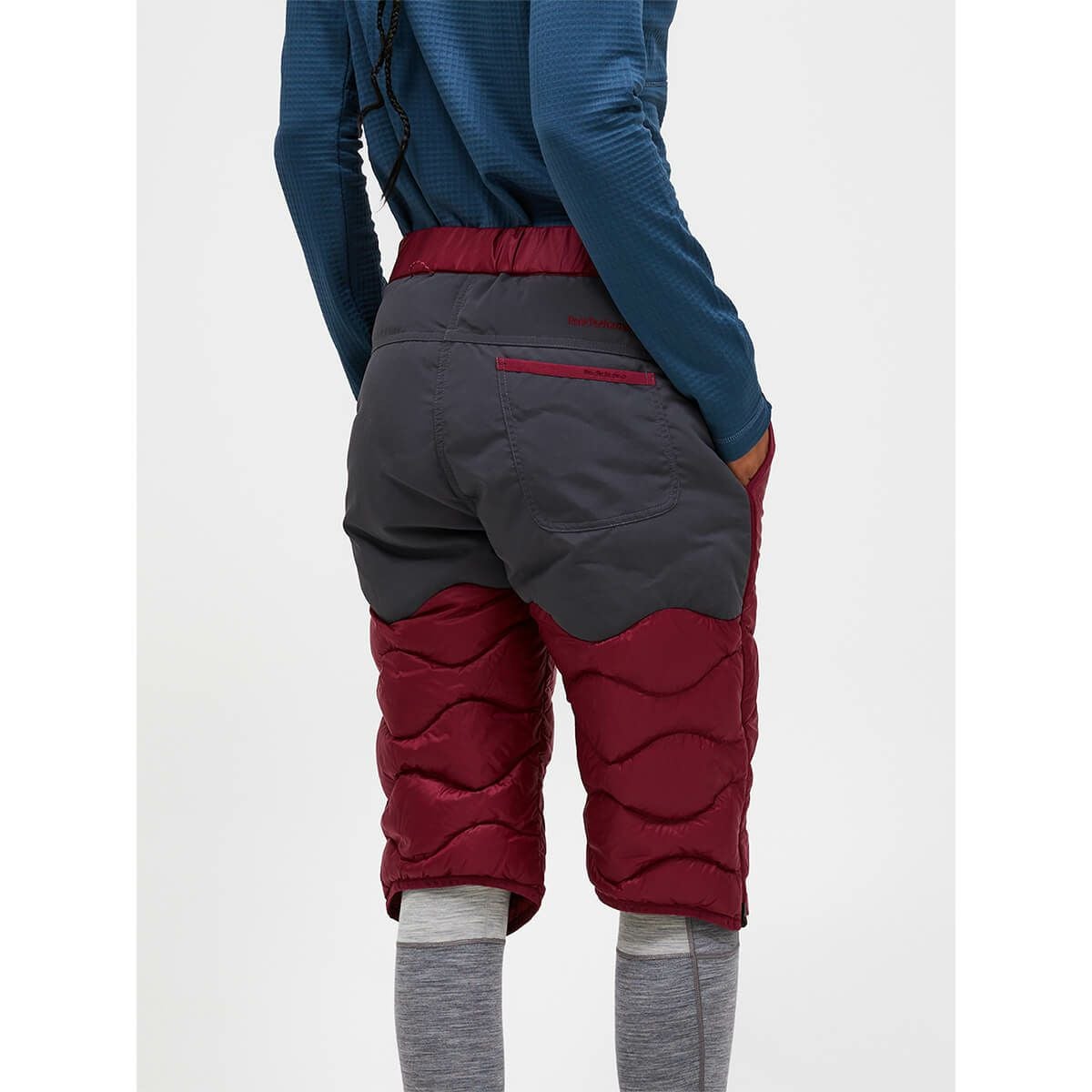 ピークパフォーマンス PEAK PERFORMANCE　スキーウェア インナー ウーマンズヘリウムダウンショーツ W Helium Down Shorts G80450 2025-2026 詳細15