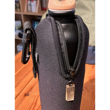 シグ SIGG　 ネオプレンボトルカバー 0.6L ブラック　ボトル用アクセサリー 2025 ブラック（90051） 詳細6