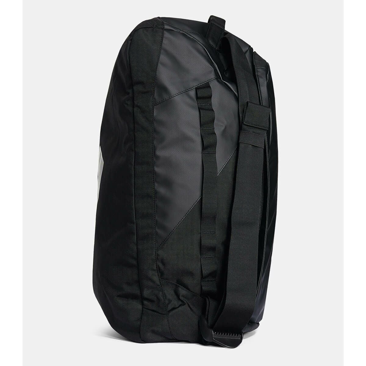 ピークパフォーマンス PEAK PERFORMANCE　バックパック バーチカルダッフル 50リットル VERTICAL DUFFLE 50L G78049020 2024-2025 詳細3