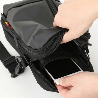 バーマス BERMAS　 BAUER GEHEN フォンショルダーM ブラック　ショルダーバッグ 2023  詳細11