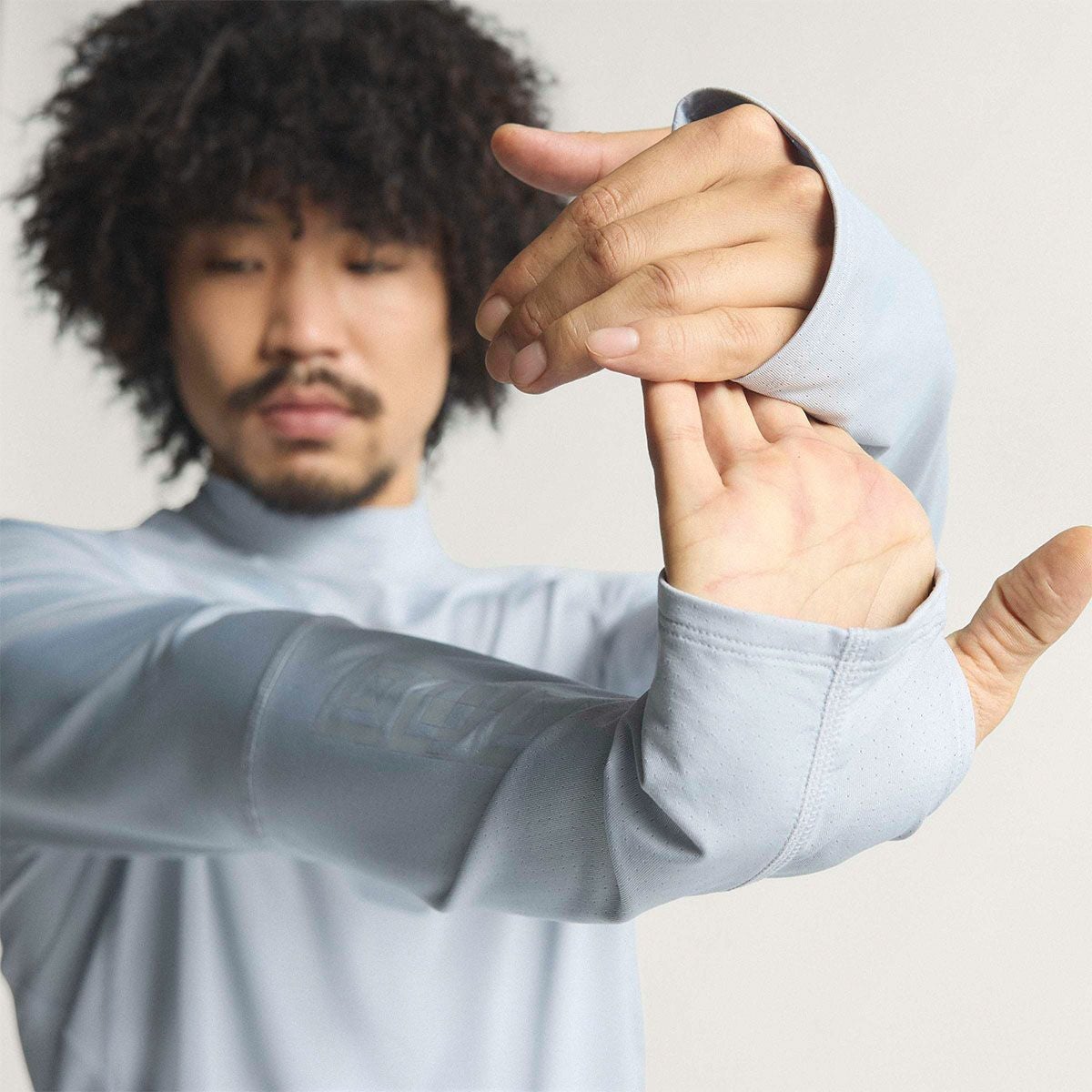 アディダス adidas　メンズ アディゼロ 駅伝 ランニング 長袖Tシャツ DVW23 詳細5