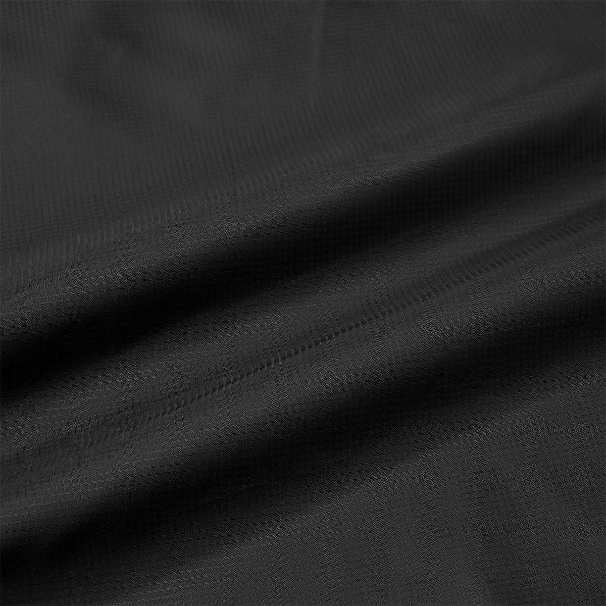 アンブロ umbro　（1枚物） ピステシャツ UF5FWB01MA 2025年モデル 詳細4