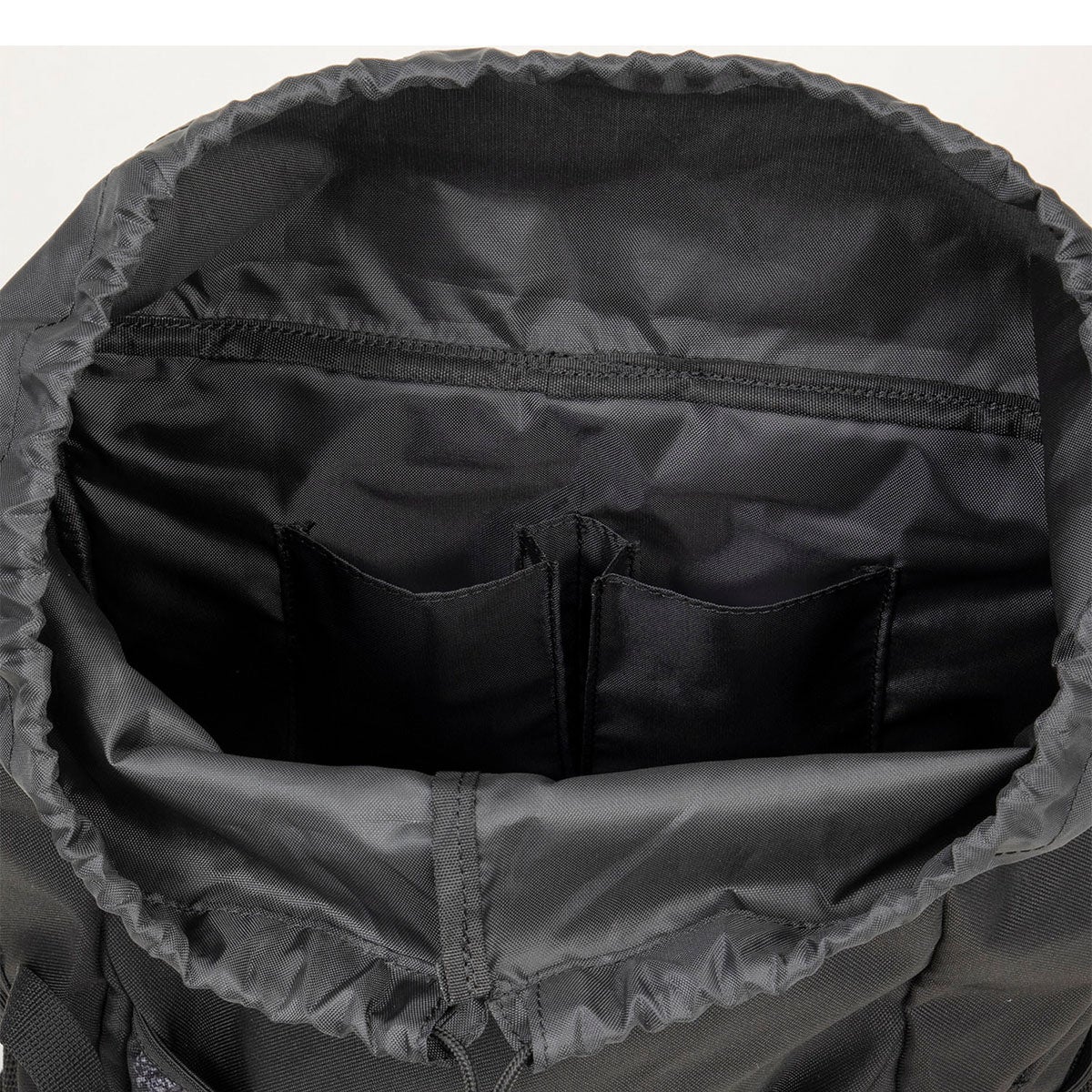 アンブロ umbro　バックパック ボールネット付 30L UF5SBP02U 詳細8