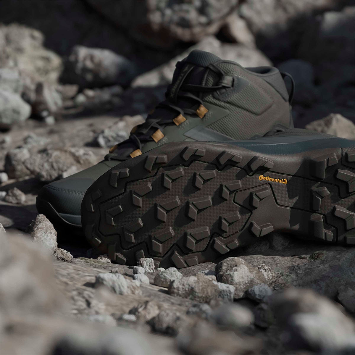 アディダス adidas　テレックス スカイチェイサー AX5 ミッド GORE-TEX ハイキング / Terrex Skychaser AX5 Mid GORE-TEX Hiking Shoes シャドーオリーブ×カーボン×ブロンズストレータ　 シャドーオリーブ（JR3980） 画像17(ALT)