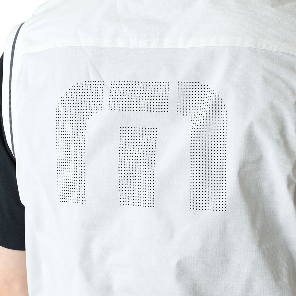 トラヴィスマシュー Travis Mathew　メンズ Vネック バックレーザーロゴ ベスト 7AN025　2026年モデル 詳細10