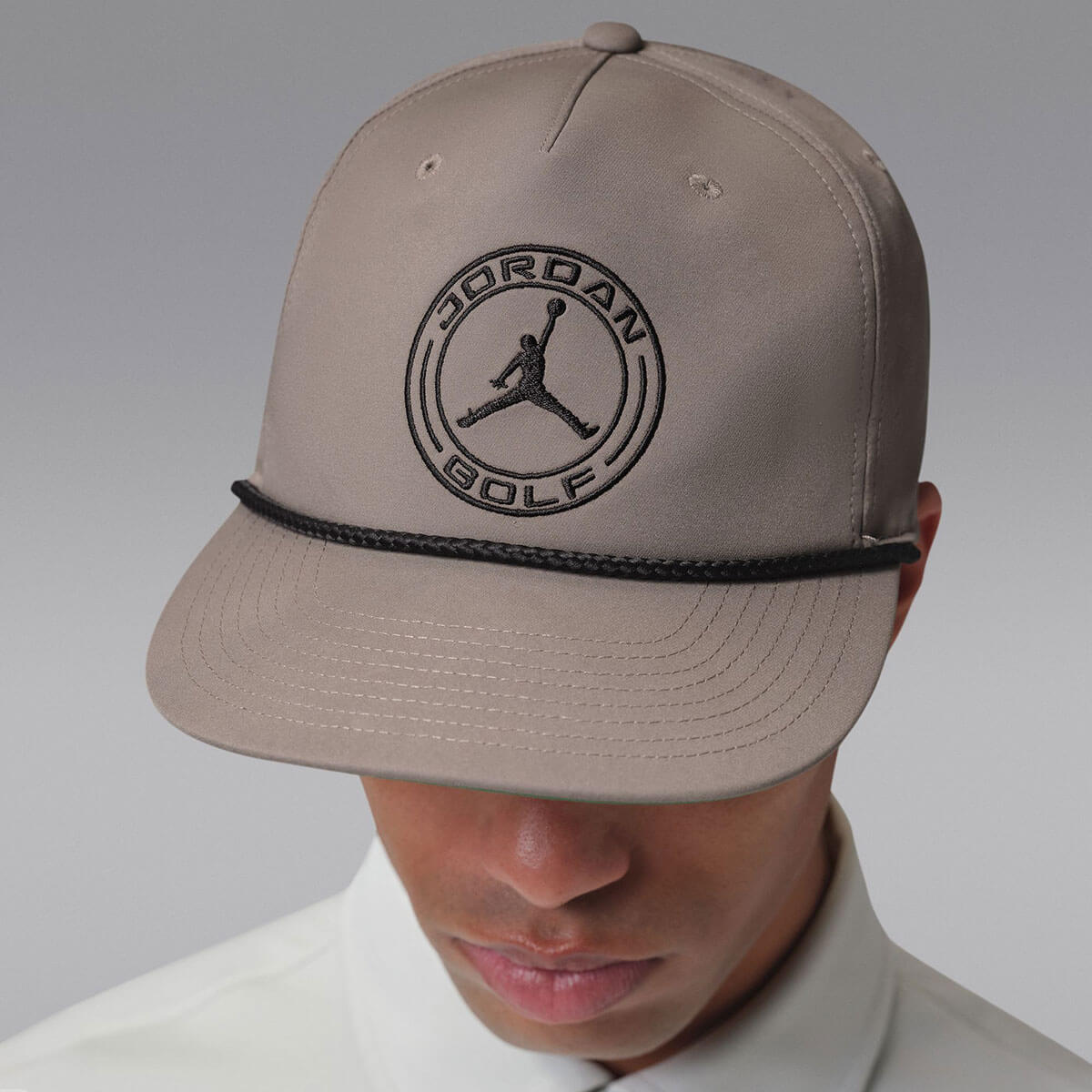 Jordan ジョーダン　ストラクチャード Dri-FIT フラットブリム ゴルフキャップ IM4540 040 OLIVE GREY　2026年モデル OLIVEGREY