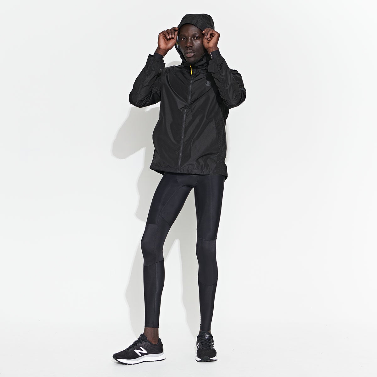 スキンズ SKINS SERIES-5 メンズ ロングタイツ ストレッチパンツ 18171510-019 2023年モデル カラーと質感