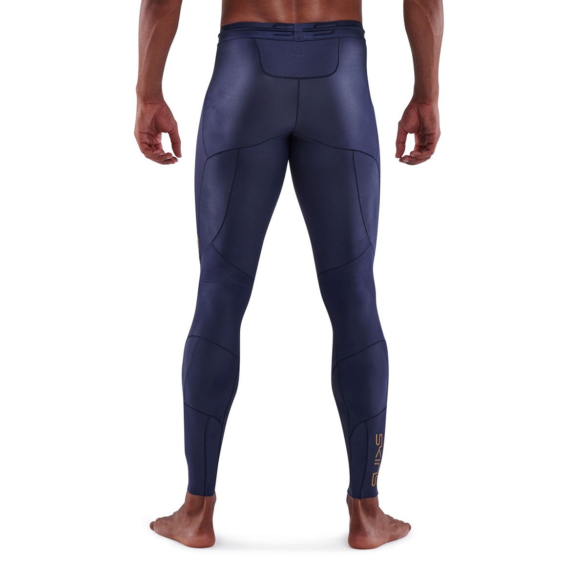スキンズ SKINS SERIES-5 メンズ ロングタイツ ストレッチパンツ 18171510-098 2023年モデル 素材感のディテール