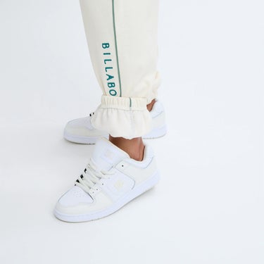 ビラボン BILLABONG TRIPLE PALMS SWEAT LONG PANTS レディース セットアップボトムス BF014707 アイボリー裾ブランドロゴディテール