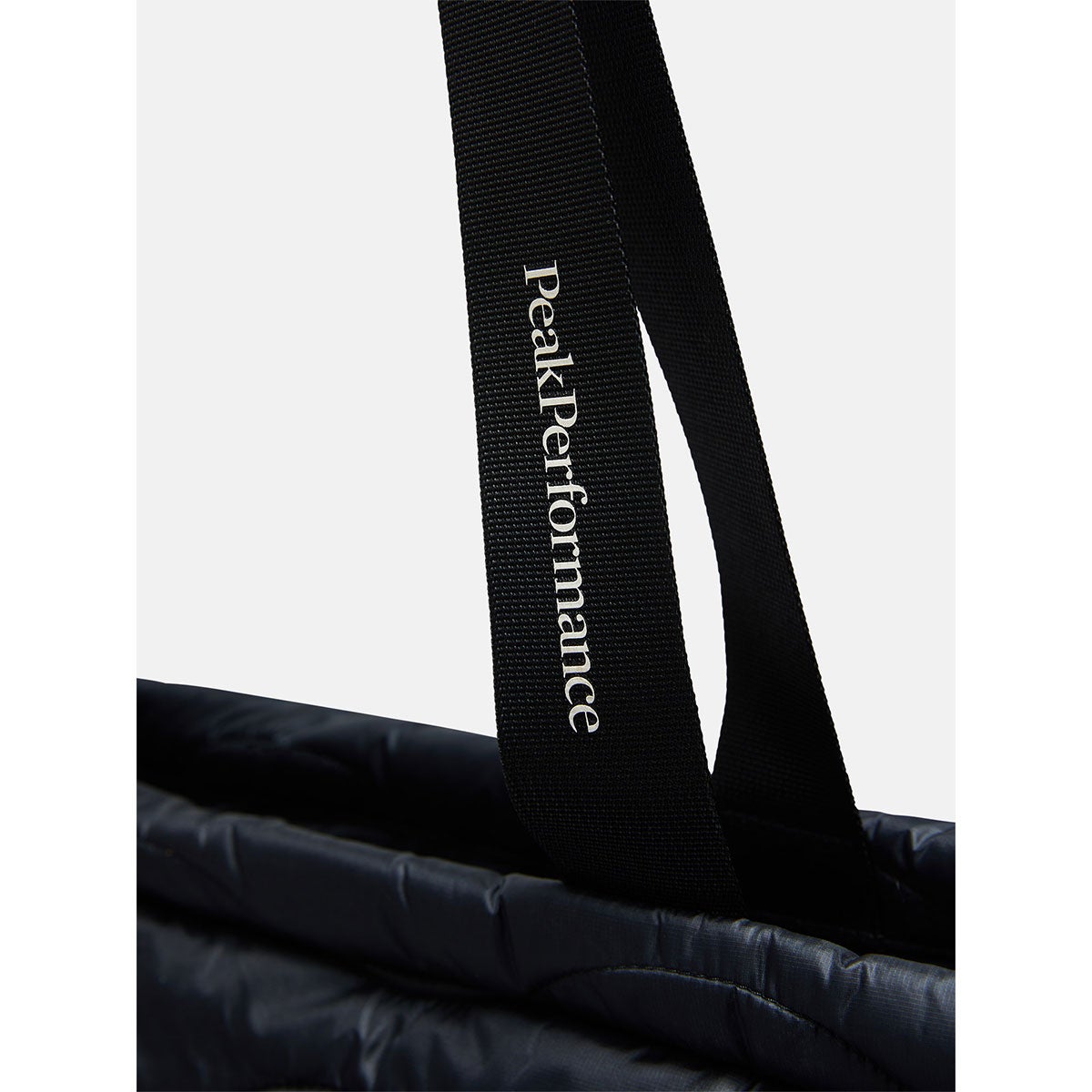ピークパフォーマンス PEAK PERFORMANCE　Helium Tote Bag ヘリウムトートバッグ G81165-010 2026-2027 詳細2